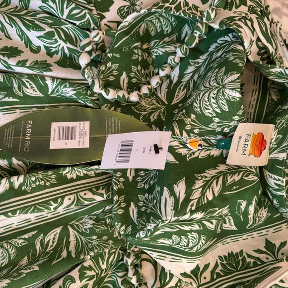New with tags FARM Rio Delicate Tapestry Green Midi Dress - Picture 2 of 4